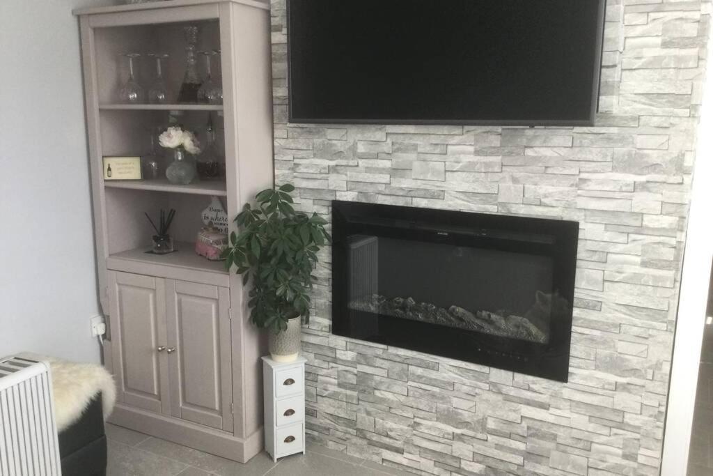 Leafy Lytham Central Lovely Ground Floor 1 Bedroom Apartment With Private Garden In Lytham Dog Friendly Lytham St Annes Dış mekan fotoğraf