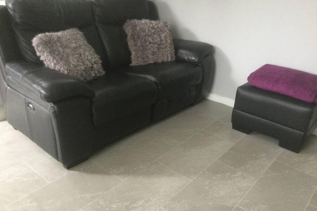 Leafy Lytham Central Lovely Ground Floor 1 Bedroom Apartment With Private Garden In Lytham Dog Friendly Lytham St Annes Dış mekan fotoğraf